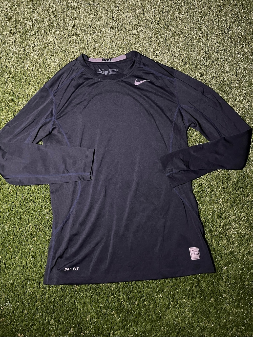 Nike Pro Combat Men’s Medium Dri-FIT Long Sleeve Training Shirt - Navy Blue